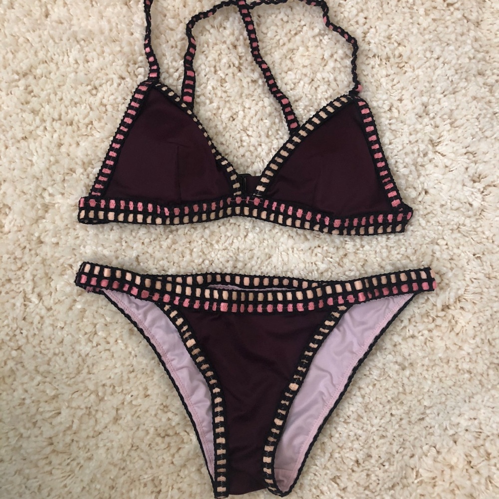 Victoria’s Secret bikini